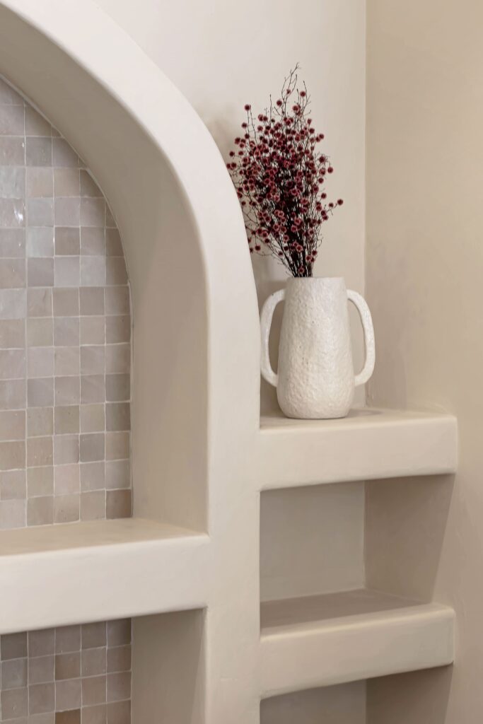 Why interior designers prefer premix render for décor walls