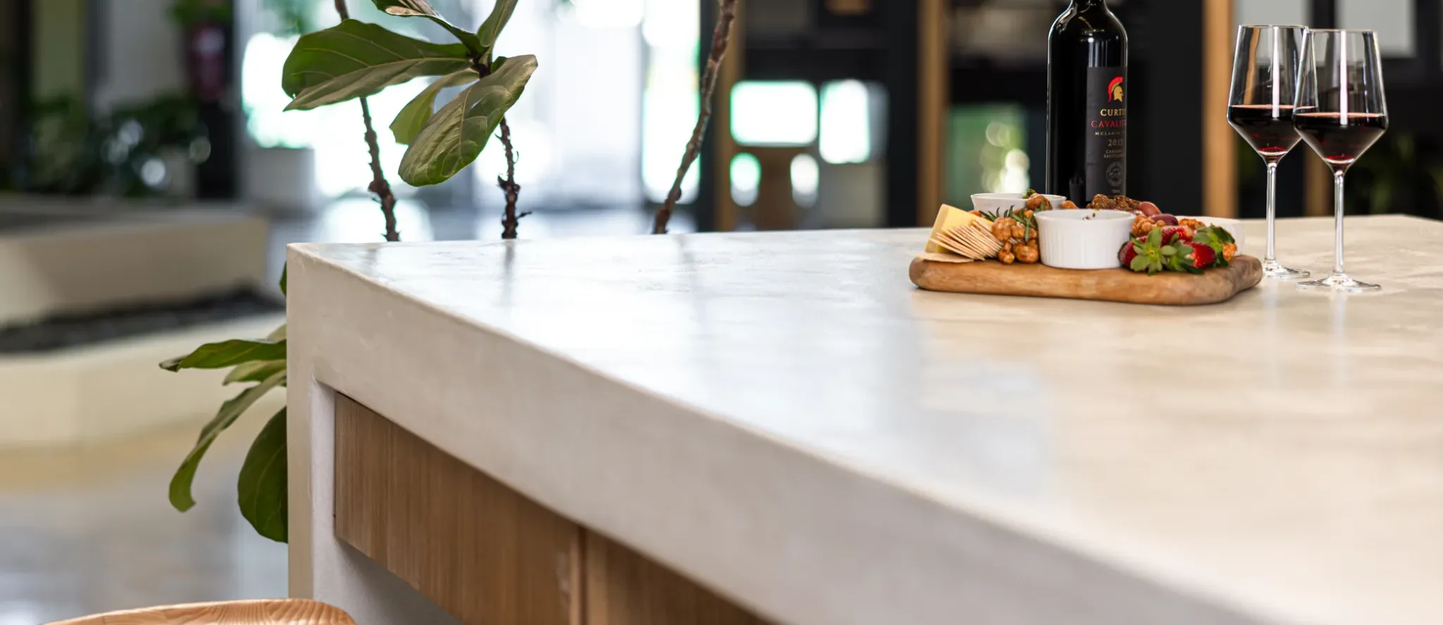 microstone-benchtop Rockcote innovative microcement, MicroStone for kitchen and bathroom splashbacks and benchtops.
